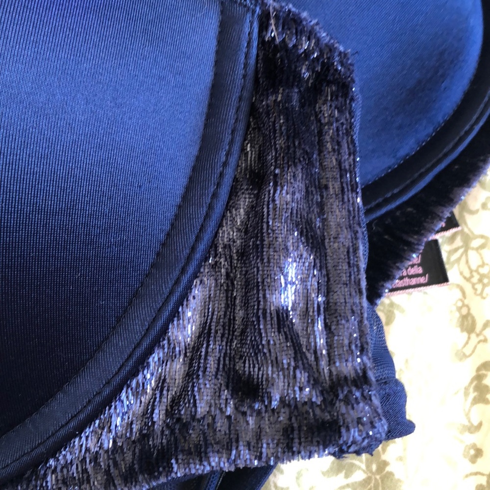 Bra - Picture 3 of 4